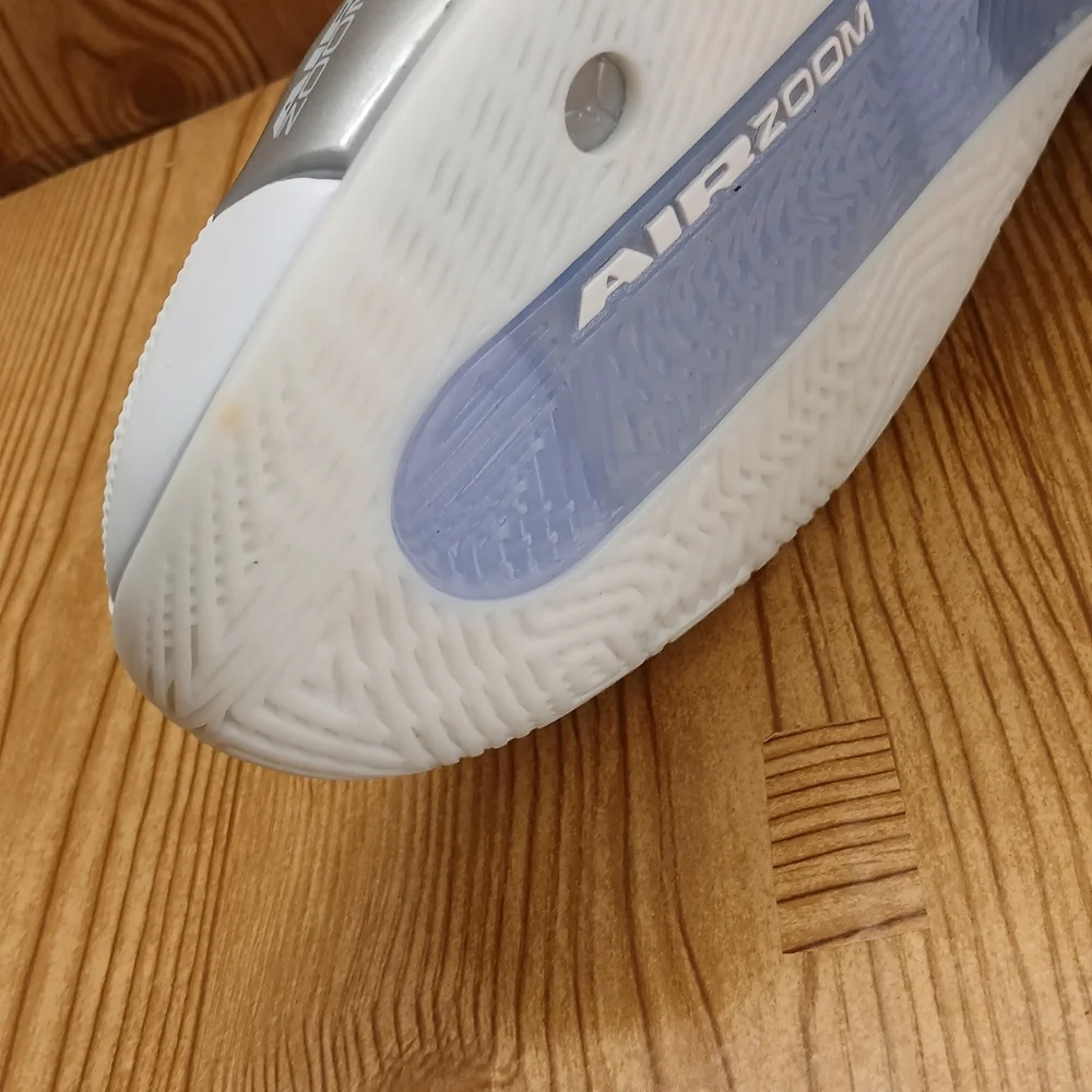 Nike Air Jordan Zoom White and Gray Athletic Sneakers - Picture 14 of 14